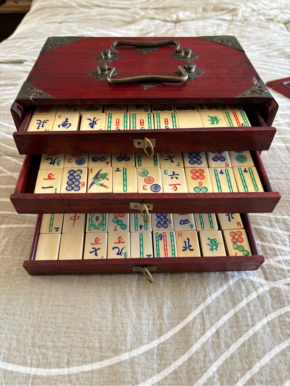 Classic antique Mahjong Set with Wooden Storage Case